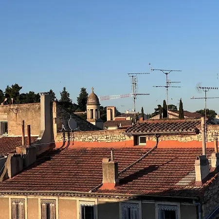 Loft Elegant & Lumineux Dans Un Immeuble Classe Appartement Nîmes