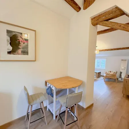 Appartement Loft Elegant & Lumineux Dans Un Immeuble Classe Nîmes