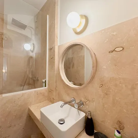 Loft Elegant & Lumineux Dans Un Immeuble Classe شقة