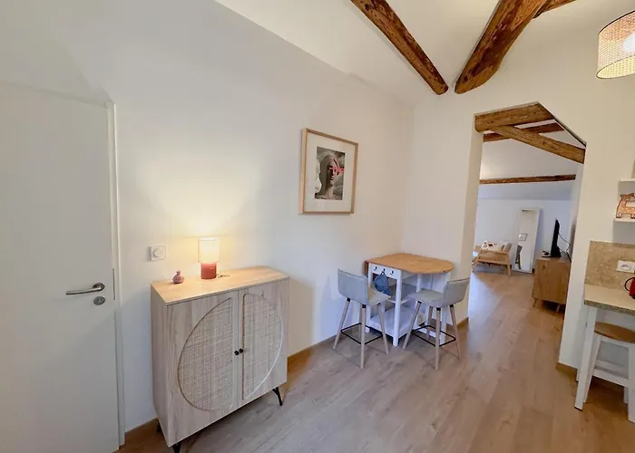 Loft Elegant & Lumineux Dans Un Immeuble Classe Apartment