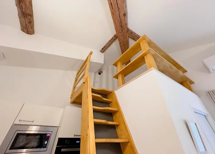 Loft Elegant & Lumineux Dans Un Immeuble Classe *